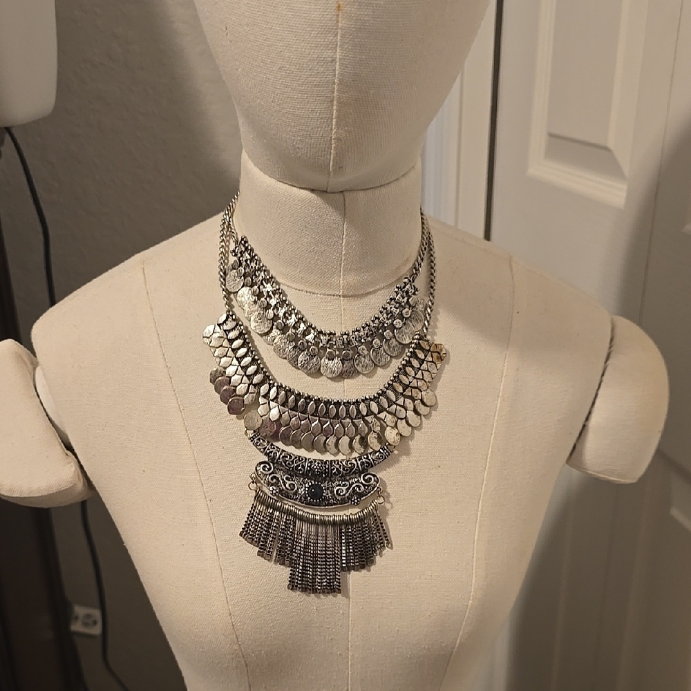 Elegant Silver Layered Necklace
